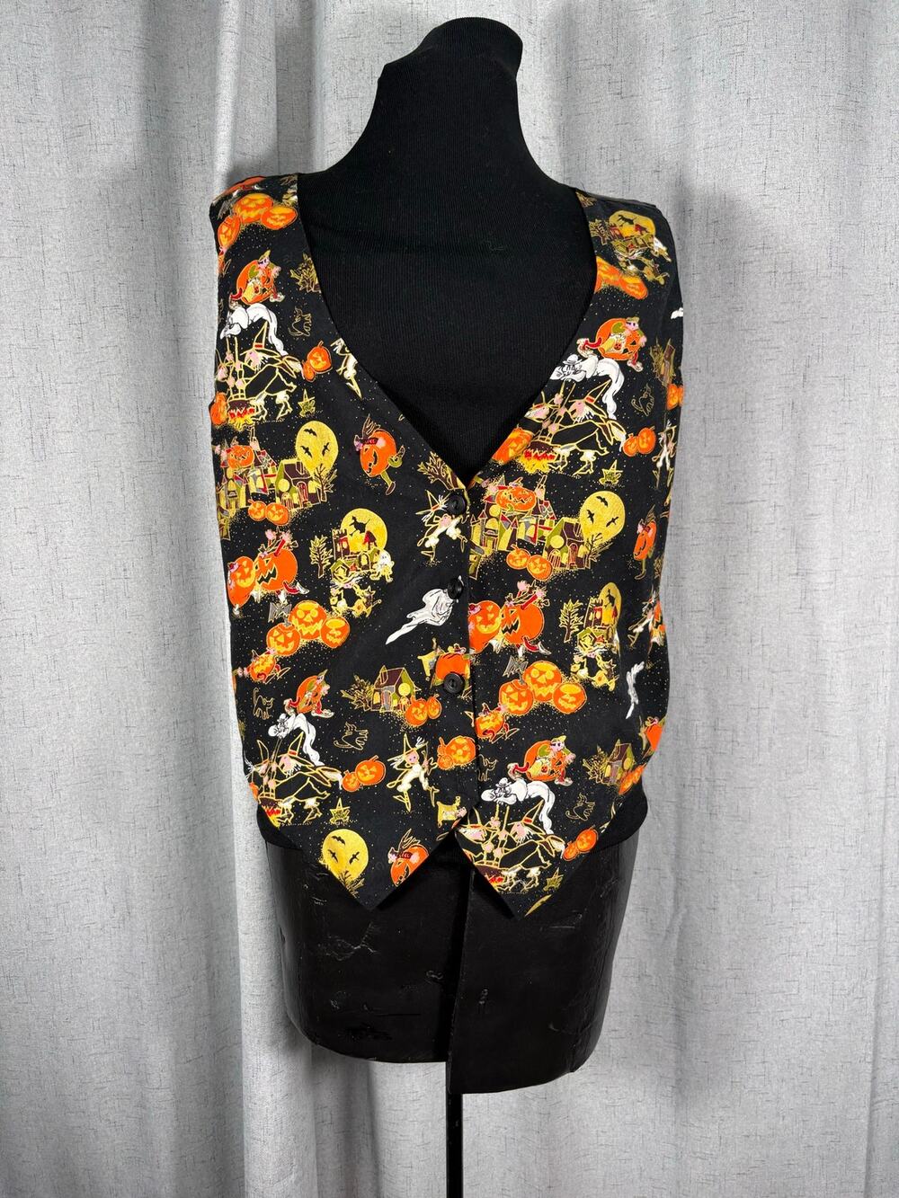 Vintage Halloween Vest Jack O Lanterns Ghosts Witches Black Large Cotton Satin